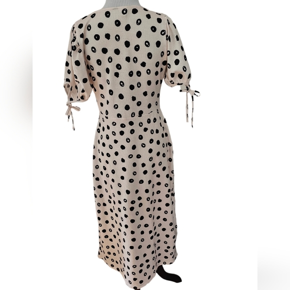 River Island CREAM ASYMMETRIC WRAP MIDI SPOT PRINT DRESS - Picture 7 of 7